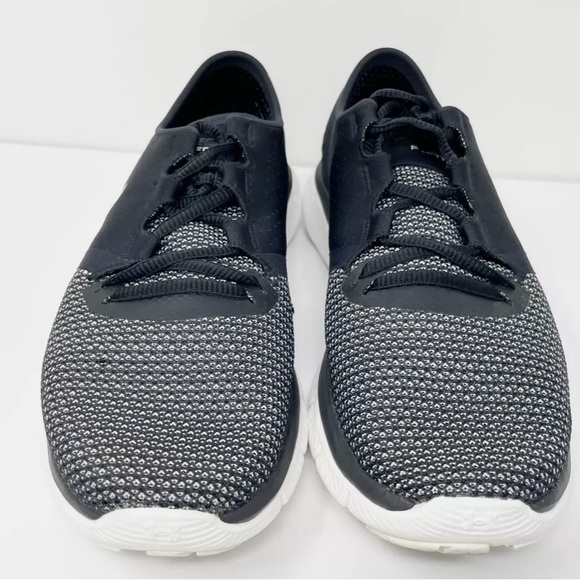 Women’s size 9 Under Armour sneakers - Picture 2 of 10